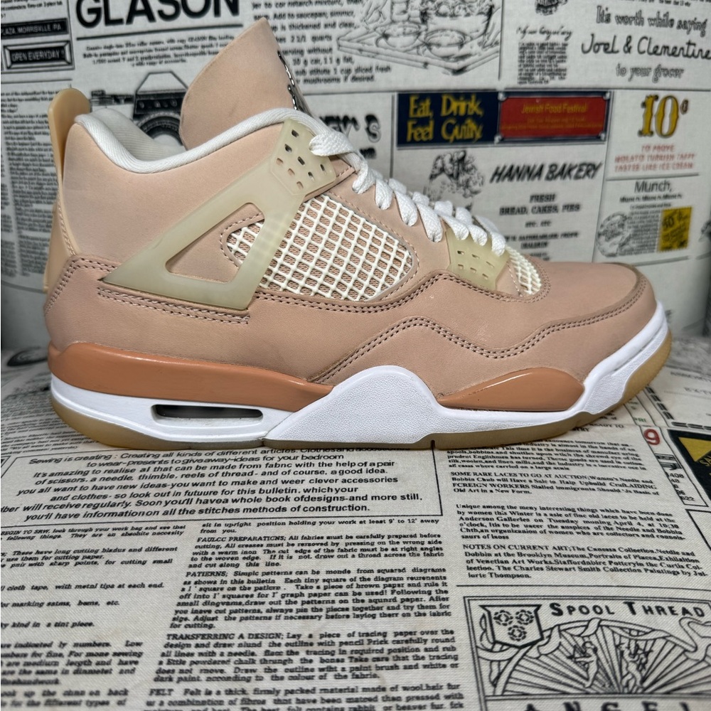 Jordan Retro White and Gold Box